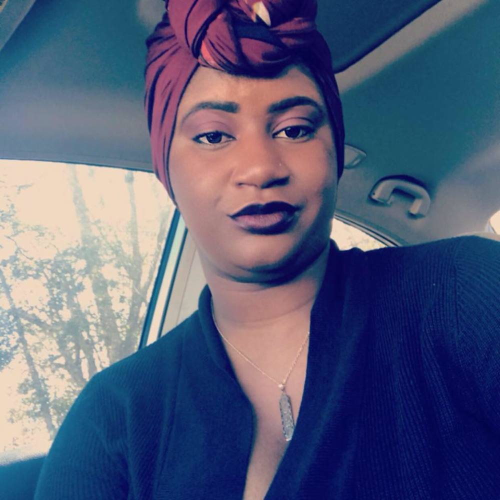 Meet your Posher, Nita